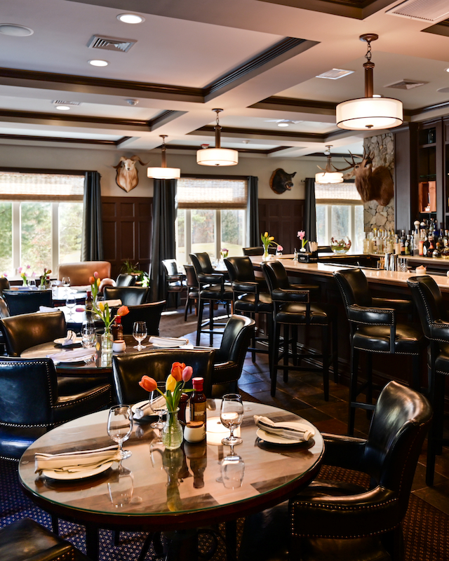 Classic and sophisticated private bar area at Event Venue at The Preserve Resort & Spa in Rhode Island, ideal for intimate events.